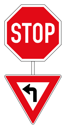 Stop/yield sign
